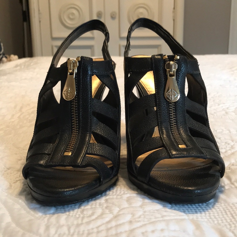 Antonio Melani 9 Black Strappy Heels